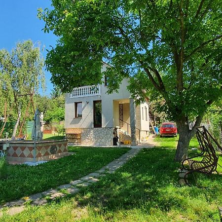 Вілла Pilis Hills View Deluxe House With Pool & Ac Near Bp Pilisszentivan Екстер'єр фото